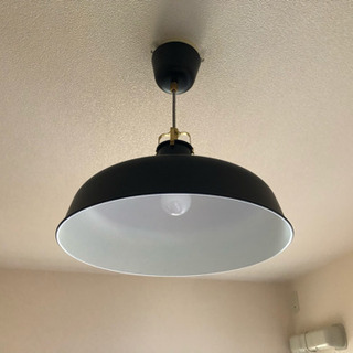 IKEA ベンダンドランプの画像