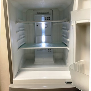 【大幅値下げ、おまけ付き・近所であれば搬送】冷蔵庫 パナソニック NR-B145W-S [シルバー]  2013年製の画像