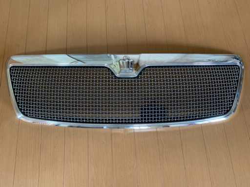 18クラウン メッシュグリル