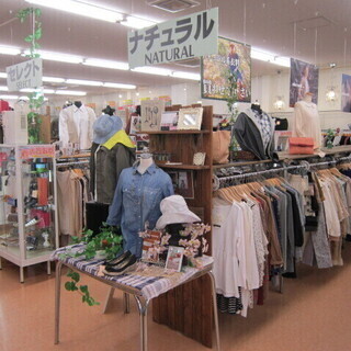 ★リユースショップ　売場スタッフ★週3日～　未経験者歓迎 　一日...