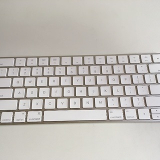 【手渡し可能 大阪市北区中崎町駅周辺】Apple 純正 Magi...