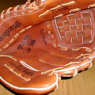 ≪閲覧ありがとうございますオークション入札が入りましたので終了となりました≫macgregor exclusiveModel MG★７２８グラブ中古の画像