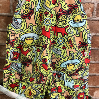 ヒスミニ×キースヘリングコラボのサロペット、オーバーオールの画像