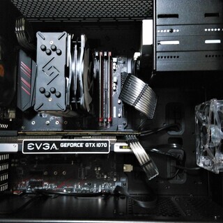 デスクトップ 高性能 PC スリーブケーブル仕様  i7 8700K GTX1070 Blu-ray SSD HDD win10の画像