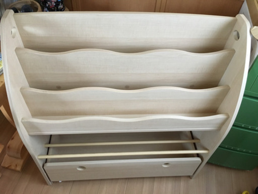 子供 本棚