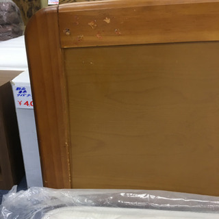 RF0748 中古品　宮付ダブルベッド　(マット付き)の画像