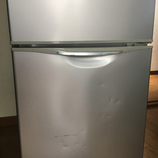 単身用2ドア冷蔵庫の画像