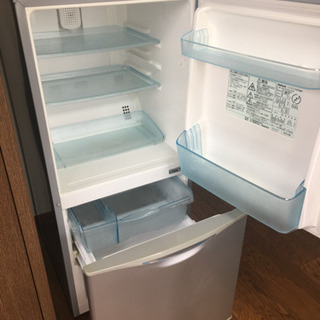 単身用2ドア冷蔵庫の画像