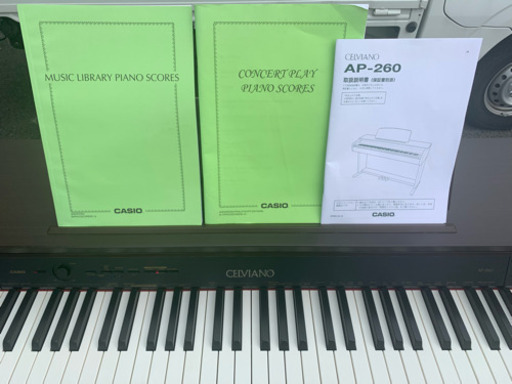 カシオ セルヴィアーノ 電子ピアノ 綺麗目です。