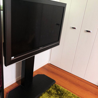 ソニーBRAVIA 40インチ液晶テレビとテレビスタンド