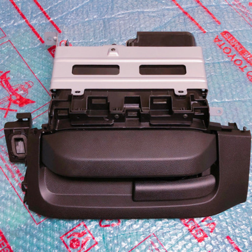 N-WGN スライドセンタートレー