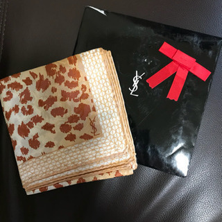 未使用 イヴサンローラン ハンカチ