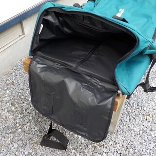 キャンプ用品のキャリアバックです。の画像