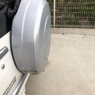 【値下げ】ダイハツ テリオスキッドのスペアタイヤ入れの画像