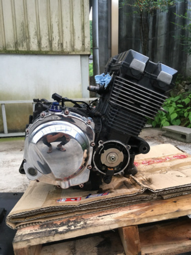 カワサキ KAWASAKI zrx400 実働エンジン メッキクラッチカバー付き 美品 ZR400E Z400KE ZRX