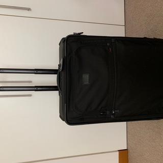 TUMI キャリーバック＆トラベルボーチお譲りします