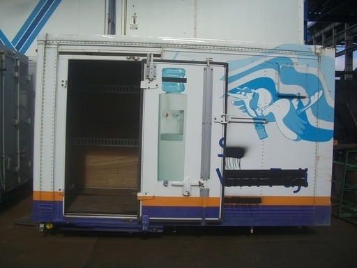 ♪千BE73♪物置♪コンテナ♪鍵付♪スライドドア♪シャッター式♪アルミ箱♪