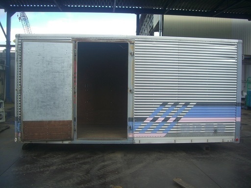 ♪千BE64♪物置♪コンテナ♪手頃♪サイドドア付♪鍵穴♪アルミ箱♪