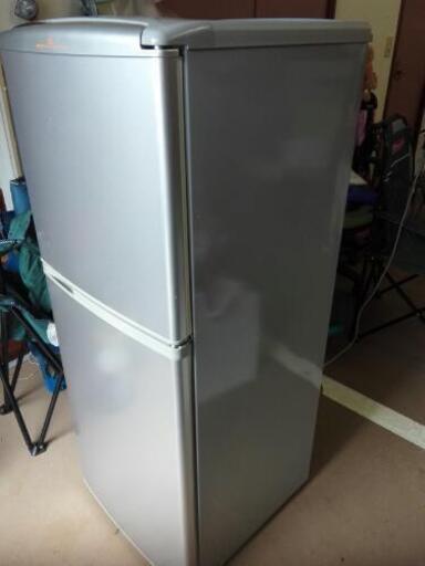 ￥1000　SANYO 2ドア冷凍冷蔵庫　型番SR-14A(S)　動作確認して有ります❗