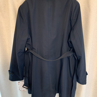 大きいサイズのトレンチコート（紺）の画像