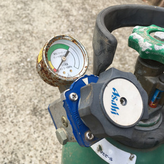 液化炭酸ガス ボンベ 残量計 レギュレータ付き 5kg 充填容器 アサヒビールの画像