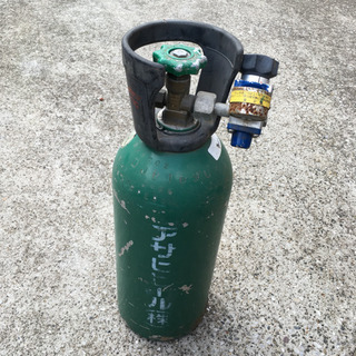 液化炭酸ガス ボンベ 残量計 レギュレータ付き 5kg 充填容器...