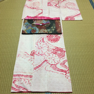 総絞りの高級訪問着 フルセット  格安  着物  小紋 付け下げの画像