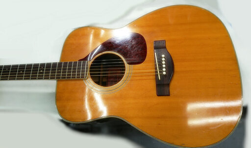 【YAMAHA】ｼﾞｬﾊﾟﾝｳﾞｨﾝﾃｰｼﾞ赤ﾗﾍﾞﾙ ｱｺｰｽﾃｨｯｸｷﾞﾀｰ販売中