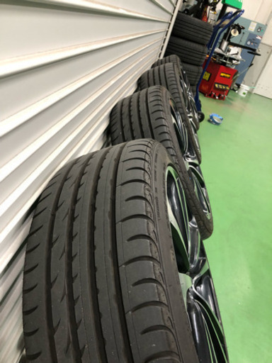 社外アルミホイール(ACR50にピッタリ)