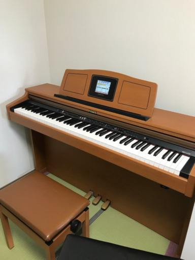ローランド 電子ピアノ 液晶画面付き