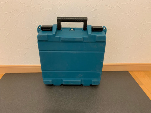 《新品》マキタ(Makita) 充電式レシプロソー 10.8V 1.3Ah 本体付属バッテリー1個搭載モデル JR101DW