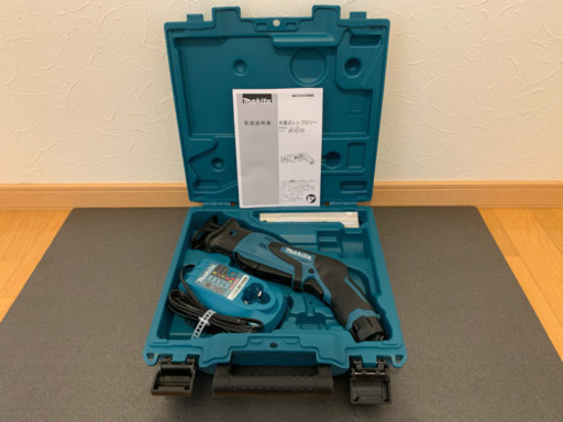 《新品》マキタ(Makita) 充電式レシプロソー 10.8V 1.3Ah 本体付属バッテリー1個搭載モデル JR101DW