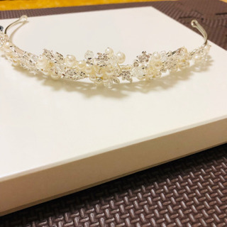 ウエディングティアラ、ネックレス、ピアス