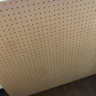 DIYなどに  92×92cm 有孔ボード  