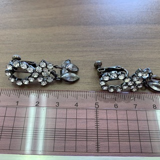 イヤリング（ブラック）の画像