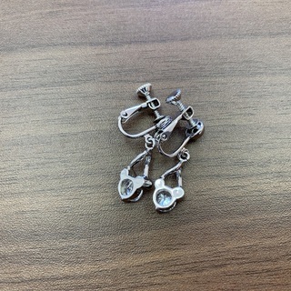 ミッキーデザインイヤリングの画像