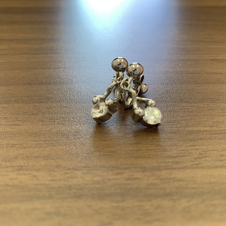 ミッキーデザインイヤリングの画像