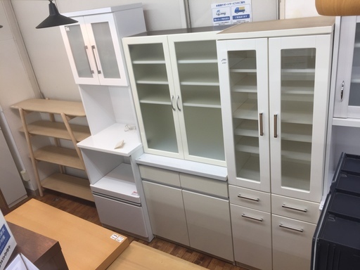 1時間無料軽トラ貸出し、有料配送あり【トレジャーファクトリー入間店】食器棚 のご紹介！