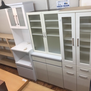 1時間無料軽トラ貸出し、有料配送あり【トレジャーファクトリー入間店】食器棚 のご紹介！