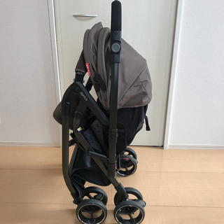 値下げ！美品✨ベビーカー アップリカ オプティアの画像