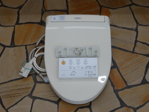 成約致しました♪■TOTO■ウォシュレット KM 温水洗浄便座 TCF702 パステルアイボリー 15年製 販売致します♪