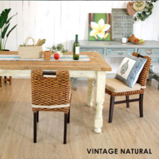 ヴィンテージカラーの江戸間6畳ウッドカーペットの画像