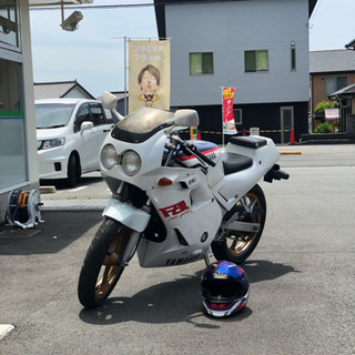 FZR250