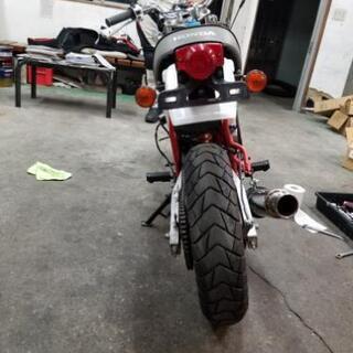 Ape50 赤白
