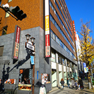 UniLife大阪なんば店のパンフレット配布スタッフを募集しております