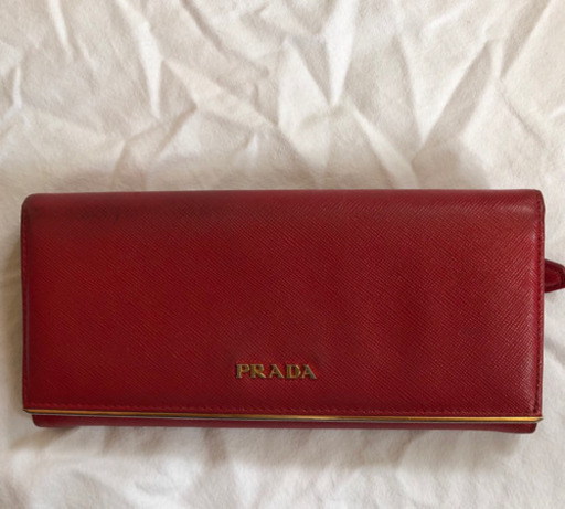 プラダ 長財布 赤 財布 小物 中古品