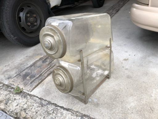 可愛いお菓子入れ  珍しい2連