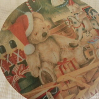 テディベア クリスマス缶　大・中・小の画像