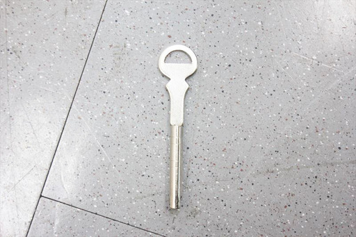 【美品】時代箪笥 時代箪笥/楡材 和家具 無垢材 和モダン 収納 鍵付き E2020YO