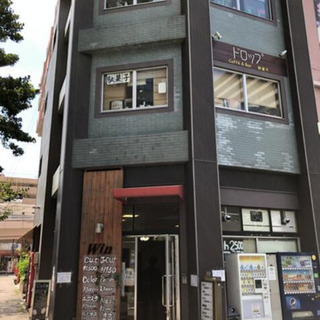 希少美容院居抜き物件♫1階テナント♫天井高もあり開放的♫